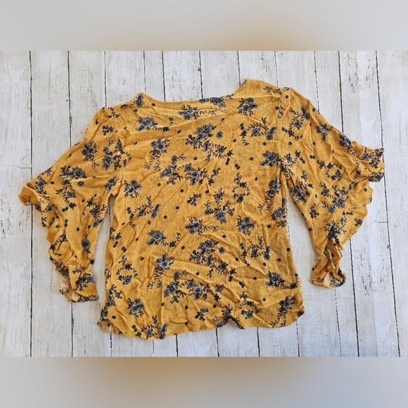 Lauren Conrad Mustard Yellow Floral Crinkle Flutter Ruffle Bell Sleeve Top Tie - Picture 3 of 10